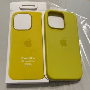 Apple iPhone 16 Pro Silicone Case - Lemon Yellow